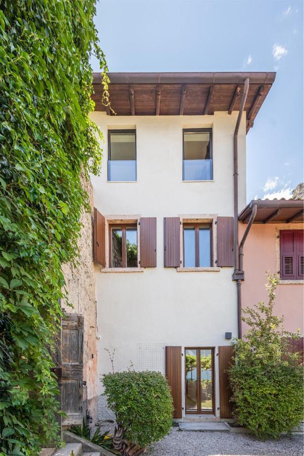 Maison Du Lac Limone sul Garda Esterno foto
