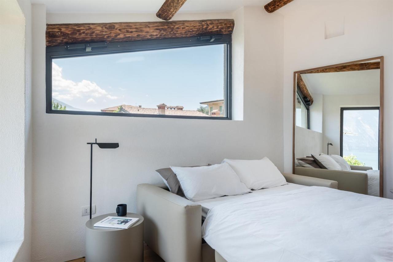 Maison Du Lac Limone sul Garda Esterno foto